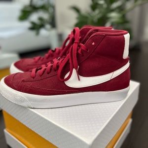 NIKE BLAZERS red high tops. Size 6.5 youth Gently worn